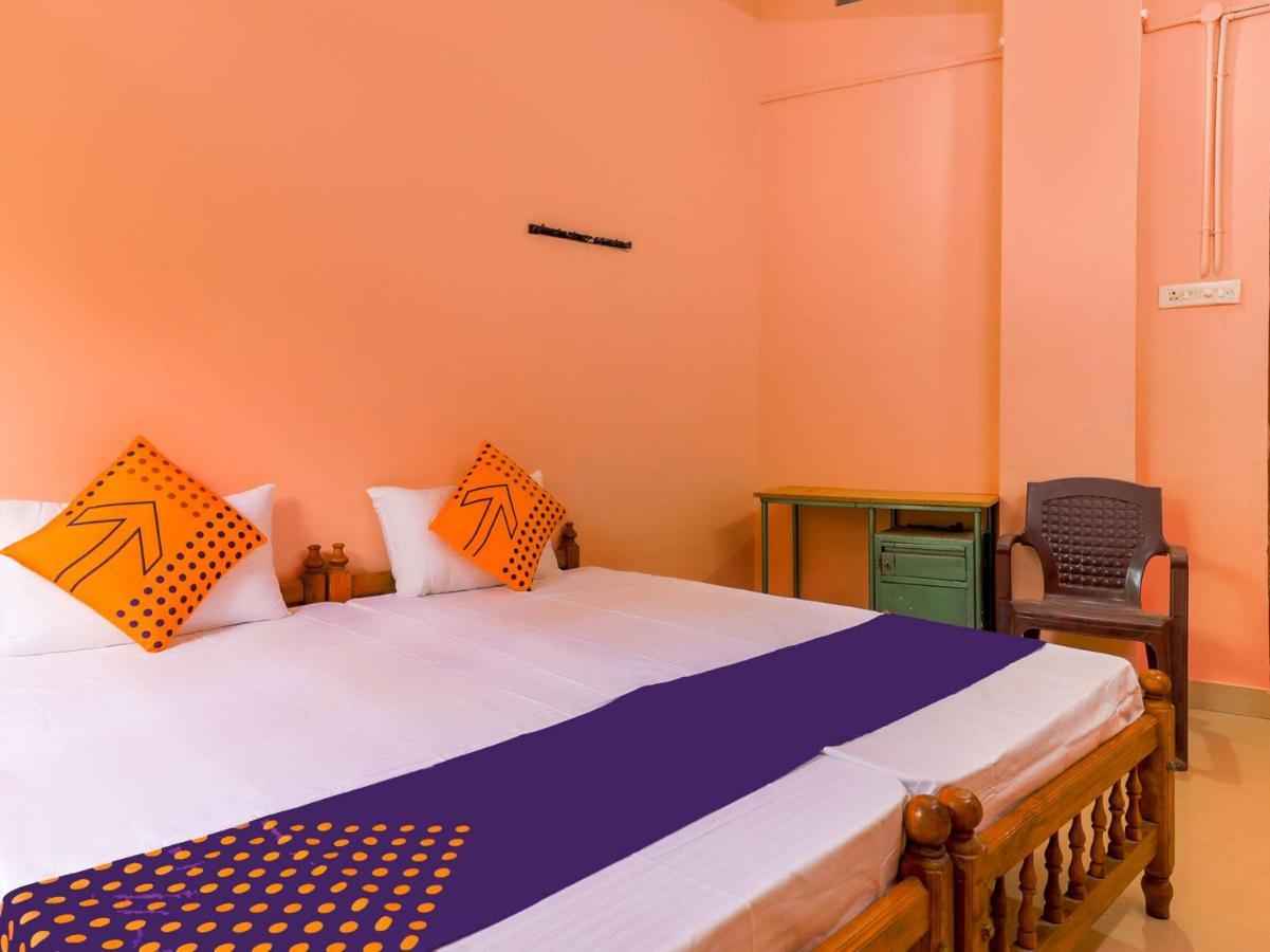 Oyo New Mubarak Tourist Home Panmana Bagian luar foto