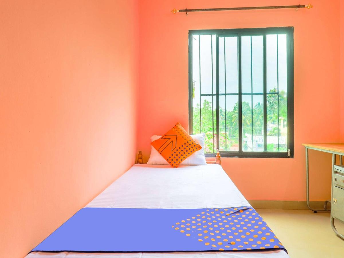 Oyo New Mubarak Tourist Home Panmana Bagian luar foto